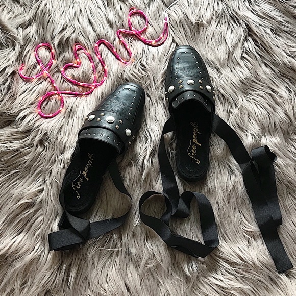 Free people pearl black mules with wrap straps - Picture 3 of 4